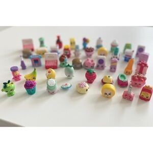 47 Assorted Shopkins Chocky Box Miss Pressy Blocky Ice Cube Fleur Flour Toys
